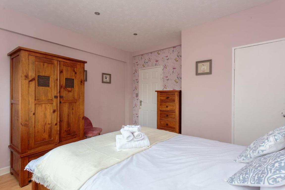 Gorgeous 3-Bed Flat, 15 Minutes To City Centre Edynburg Zewnętrze zdjęcie